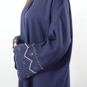 Manche avec perles bleu marine